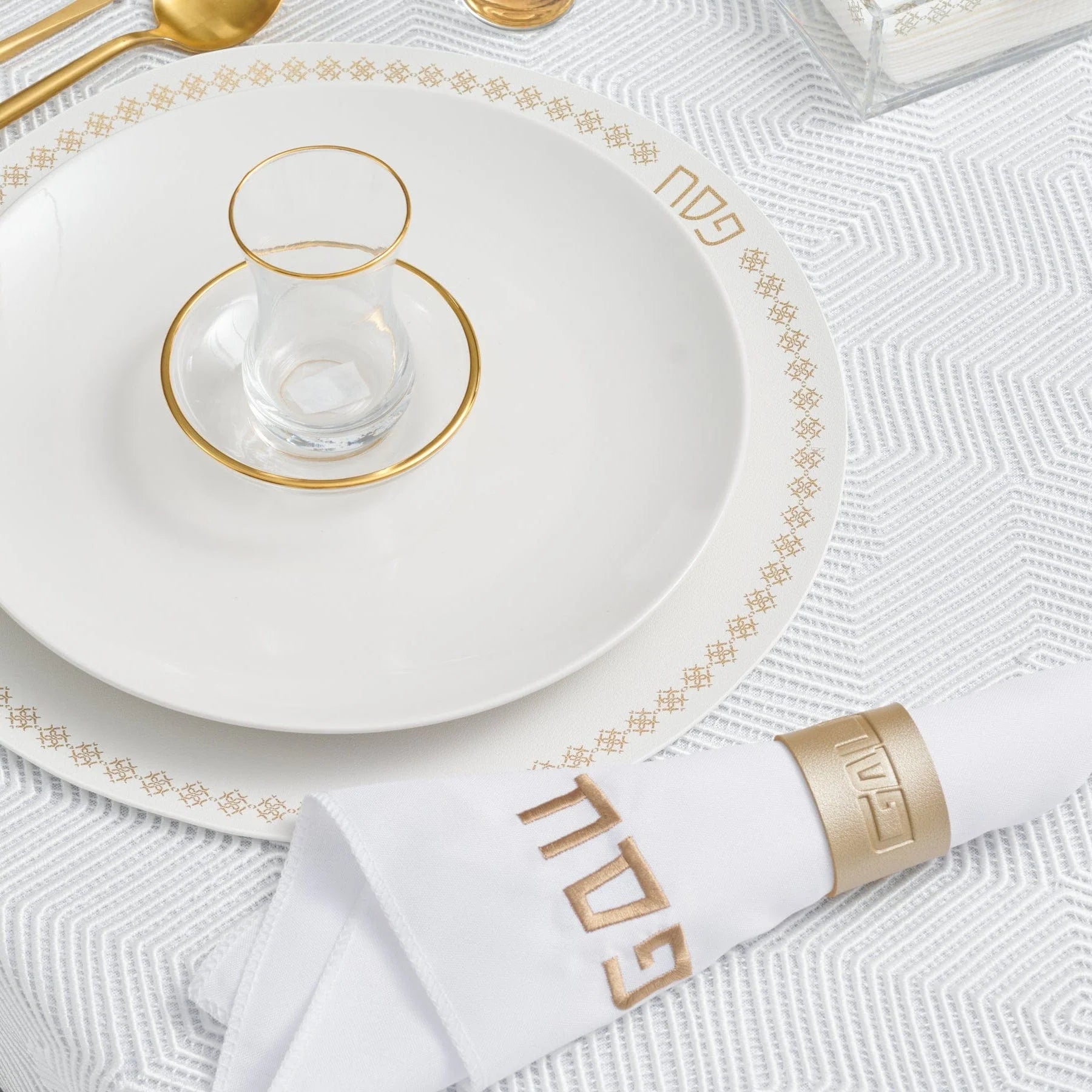 Inspired Pesach 2025 Tablescape