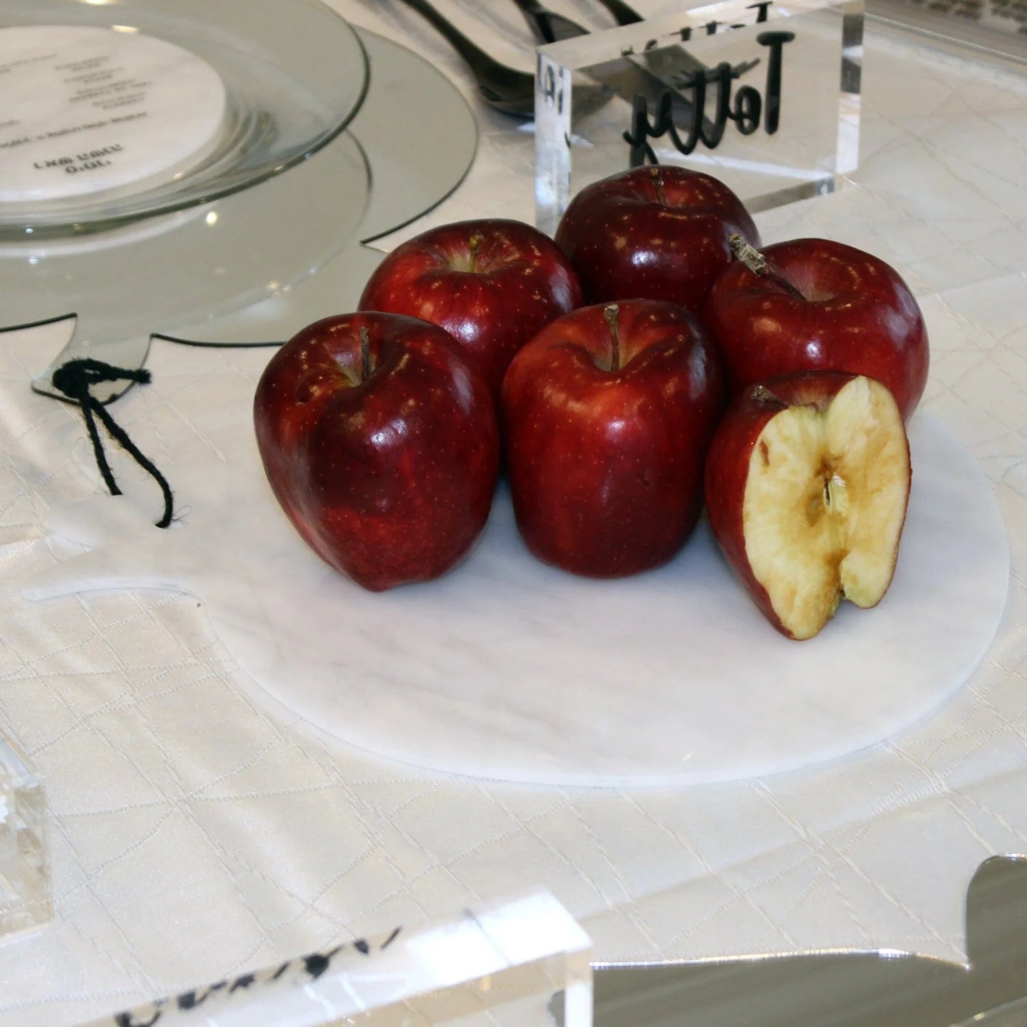 Marble Rosh Hashanah Tablescape