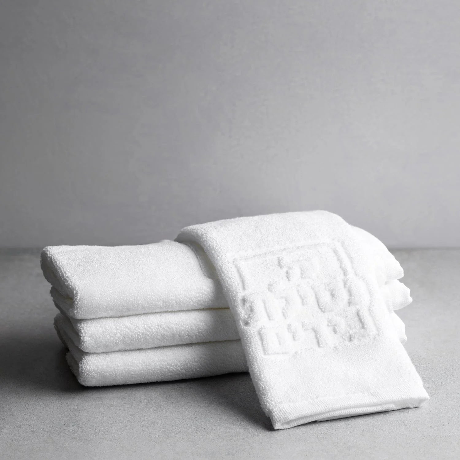 Netilas Yadayim Embossed Finger Towel