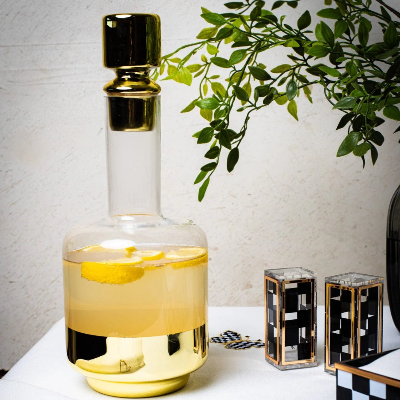 Minimalist Wine Decanter