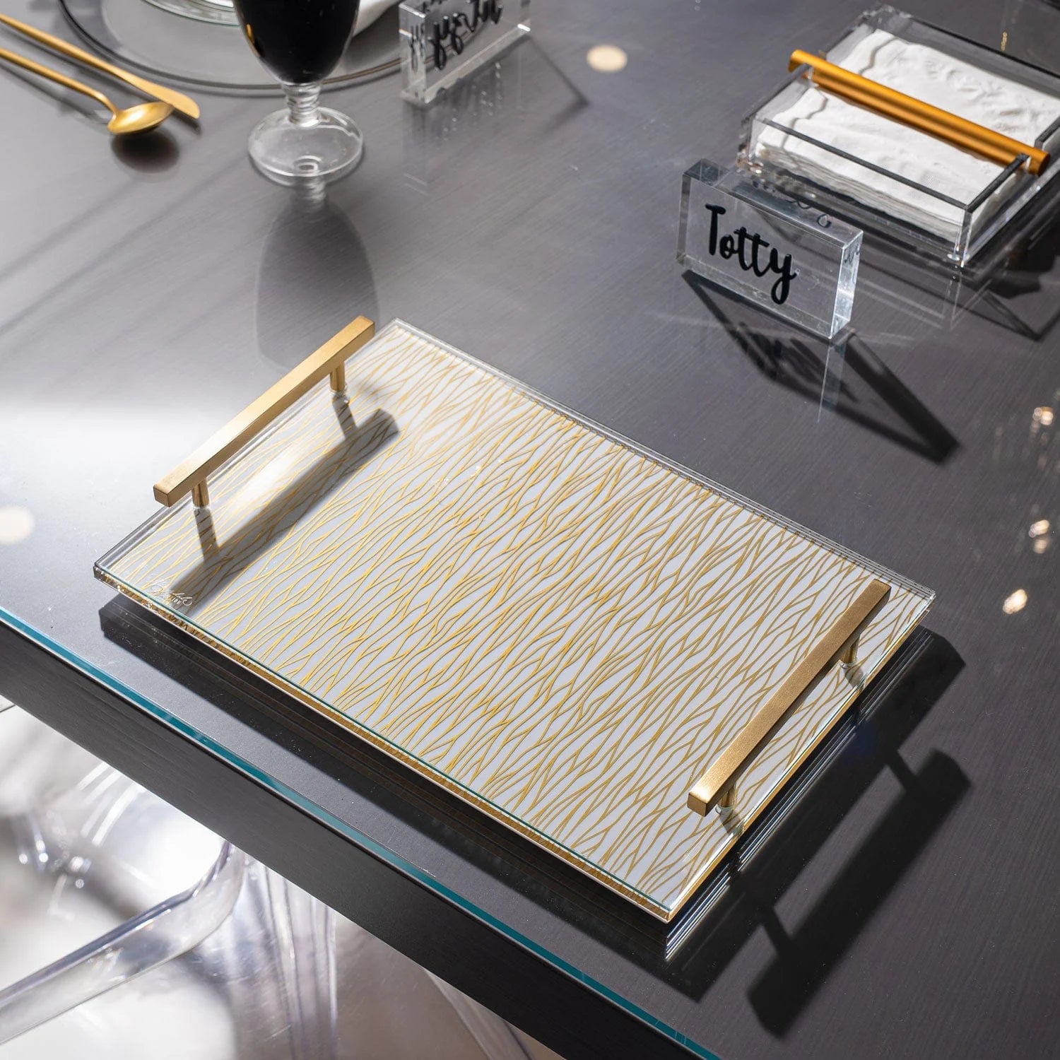Black & Gold Tablescape