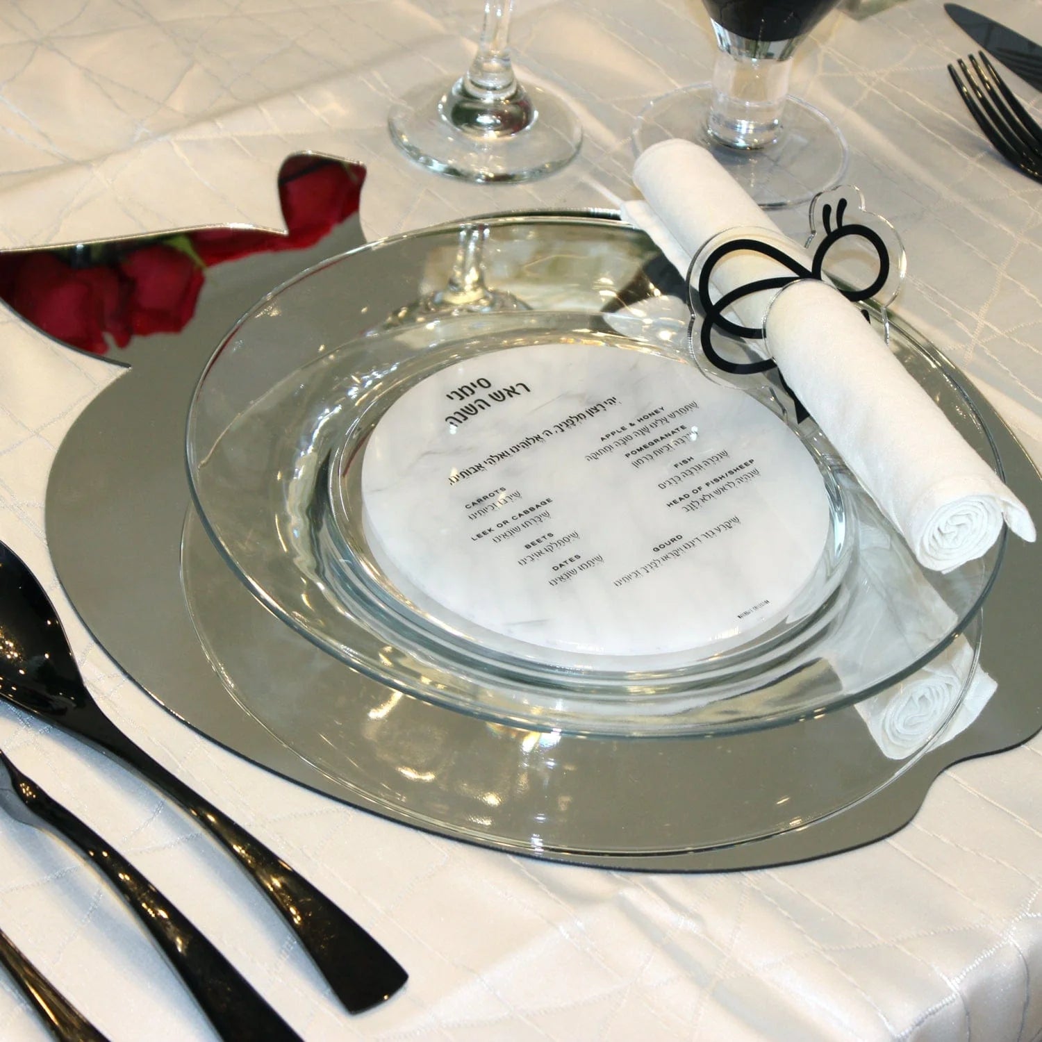 Marble Rosh Hashanah Tablescape