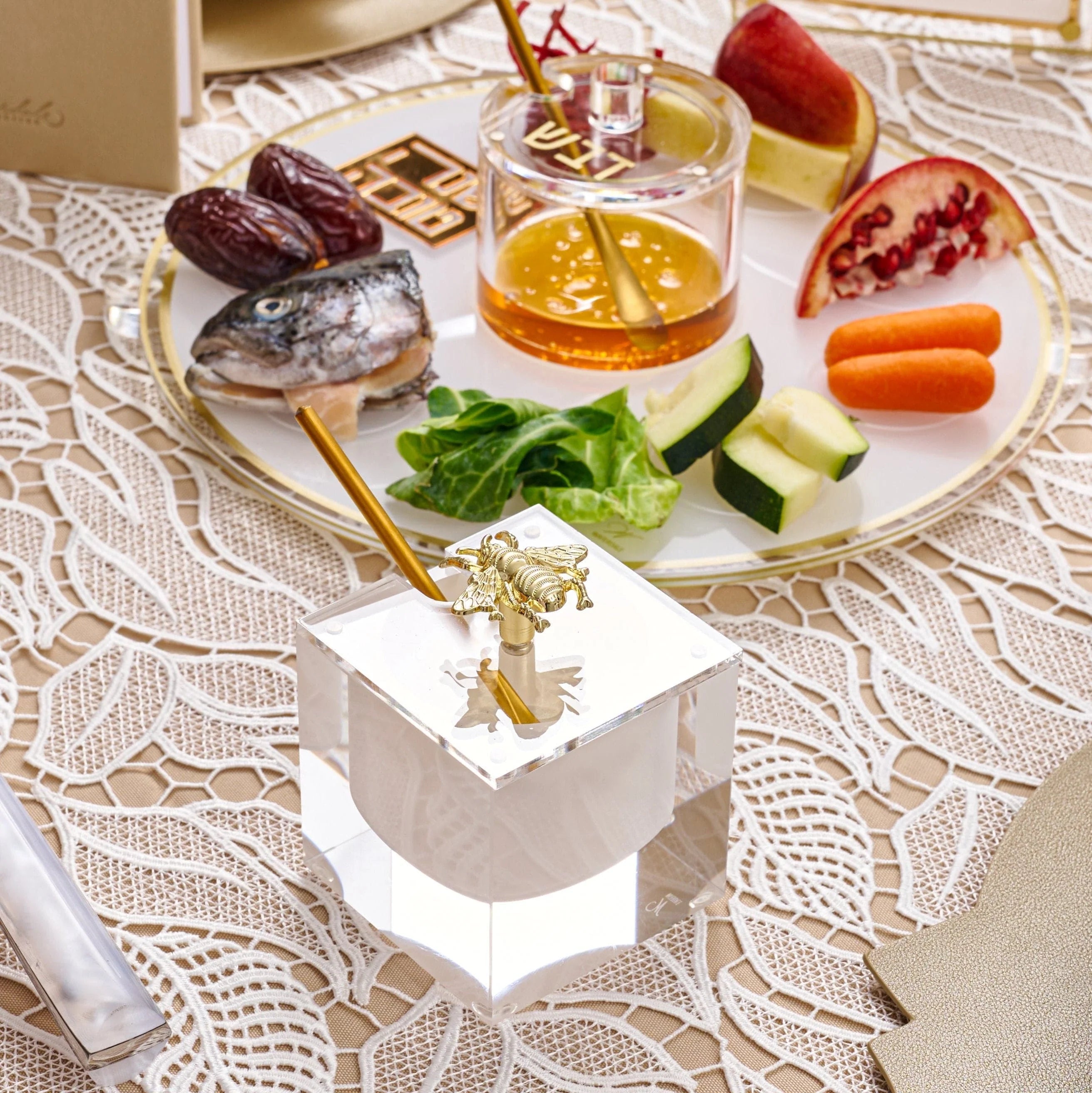 Bee Honey Dish