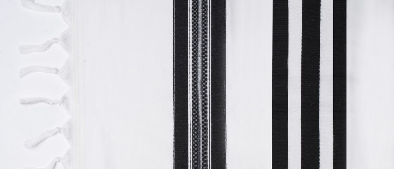 Kal Kanesher Wool Tallis