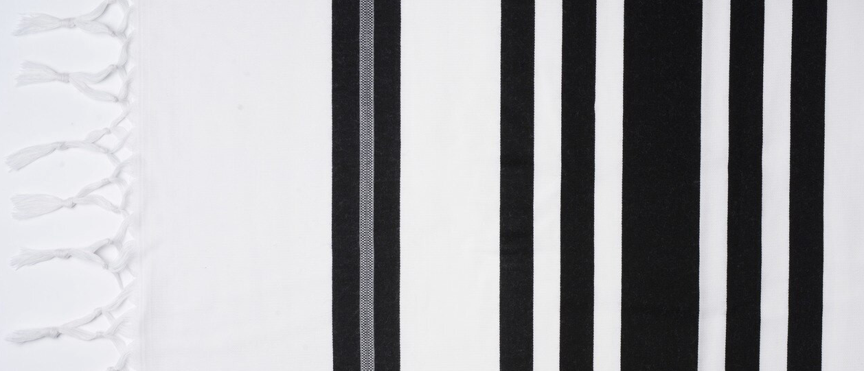 Ultra Lightweight Shabbos Talis HaMefoar Kemo Tunisian-Turkish Wool