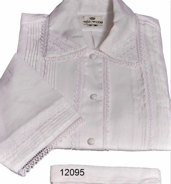 Kittel With Pleats And Lace #12095