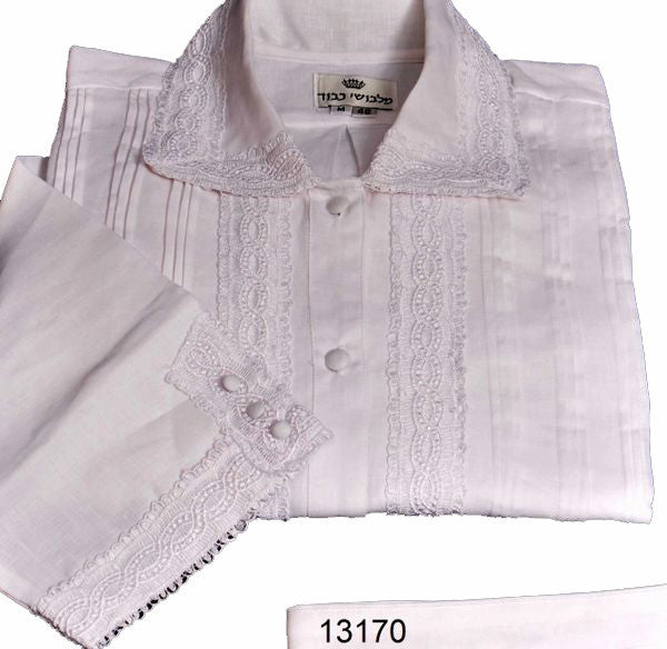 Kittel With Pleats And Lace #13170