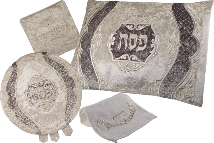 Luxe Collection Velvet Seder Set #610TT