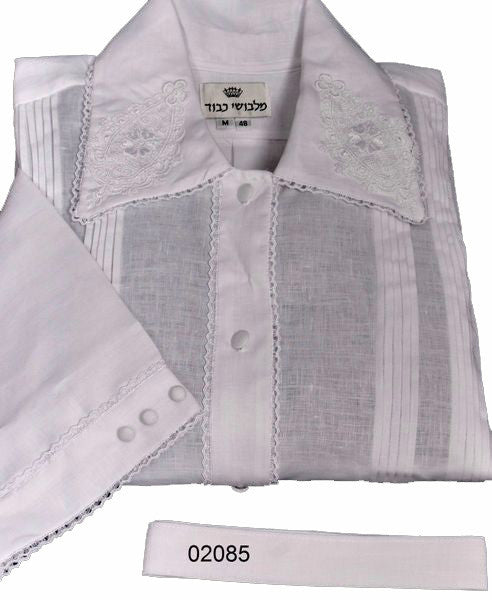 Kittel With Pleats And Lace #02085