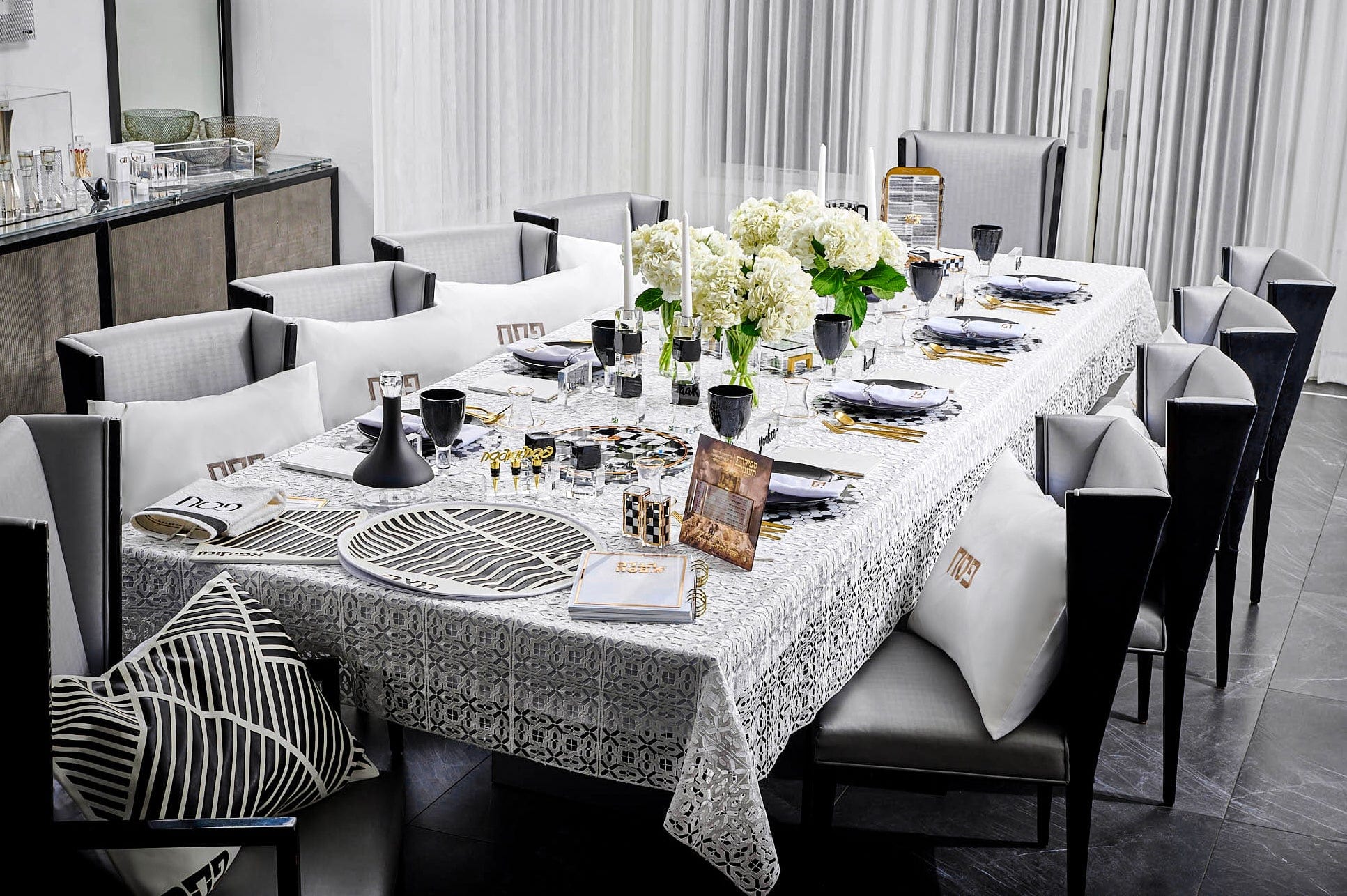 Onyx Pesach 2024 Tablescape