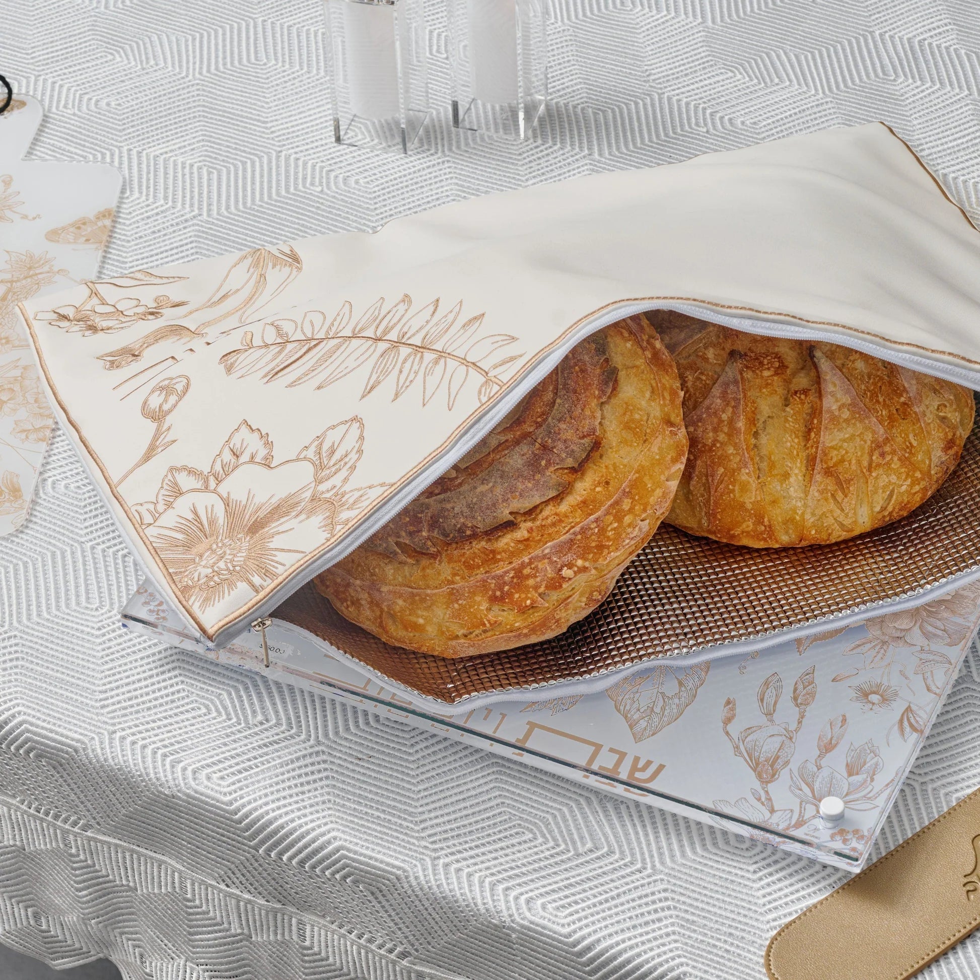 Gold French Toile Challah Pouch Set