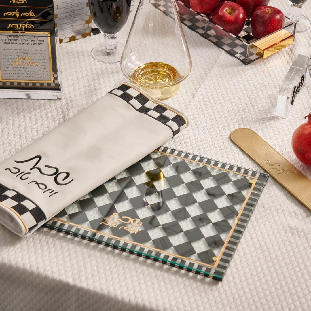 Rosh Hashana 2023 Onyx Tablescape