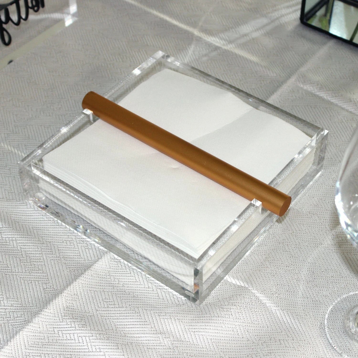 Black & Gold Rosh Hashanah Tablescape