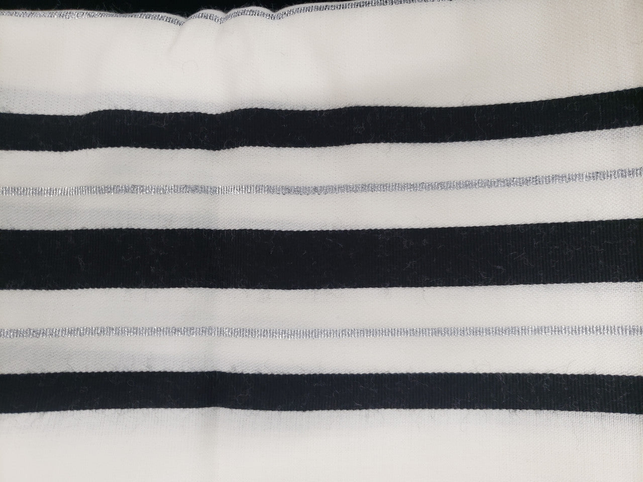 Traditional Wool Talis Black and Silver